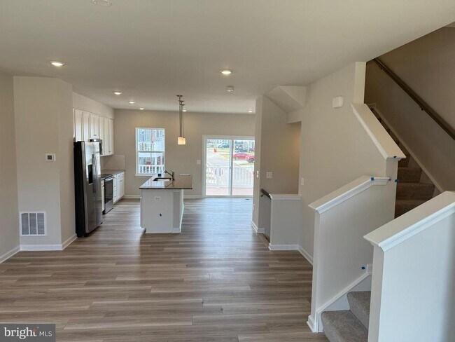 Building Photo - 263 Sandy Btm Cir