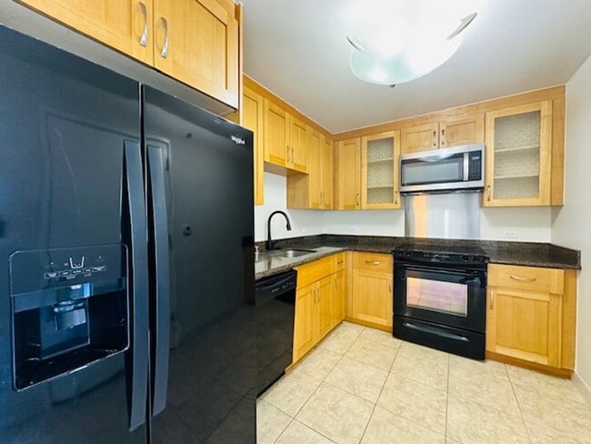 Building Photo - 2 Bedroom, 2 Bathroom, 2 Parking (Pacifica...
