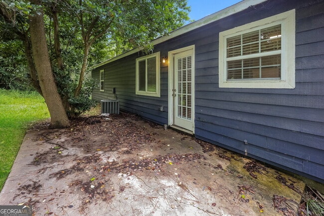 Building Photo - 5539 Hall Cir