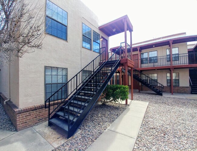 Building Photo - 1021 Coal Ave SW