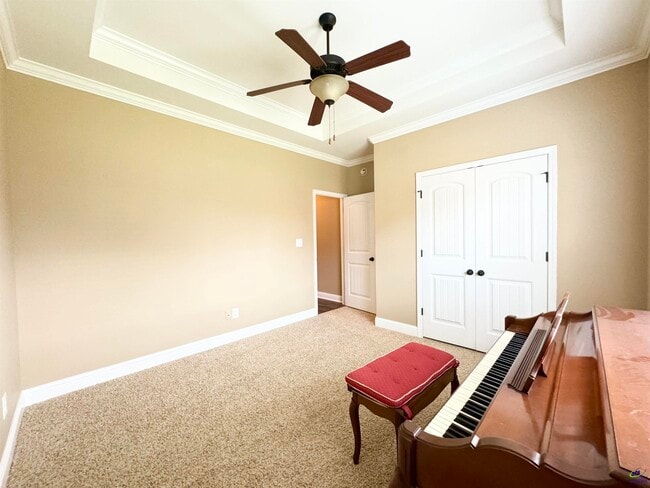 Building Photo - 205 Cheshire Dr