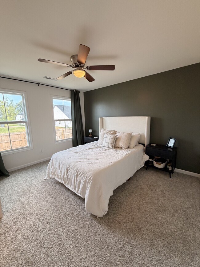 Building Photo - 136 Quarry Rdg Rd