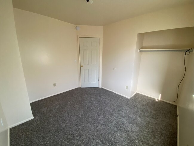 Building Photo - 3533 S Croft Cv