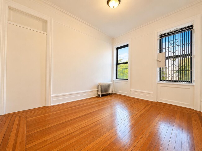 Floorplan - 182 Claremont Avenue