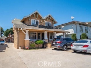 Building Photo - 1825-1824 S Van Ness Ave