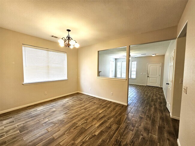 Building Photo - 2919 Desert Oasis Ln
