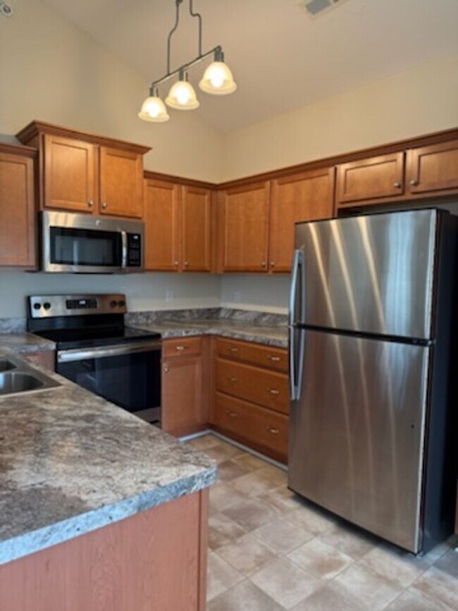 Building Photo - Wow! Incredible Luxury Townhome in William...