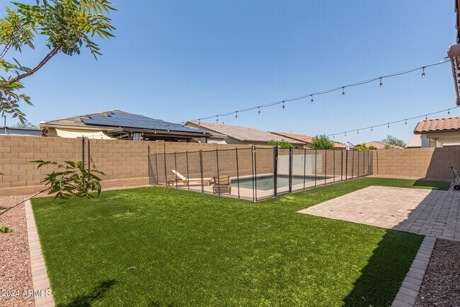 Building Photo - 21366 W Almeria Rd