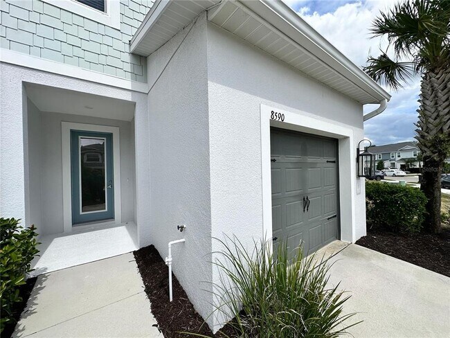 Building Photo - 8590 Canyon Creek Trail