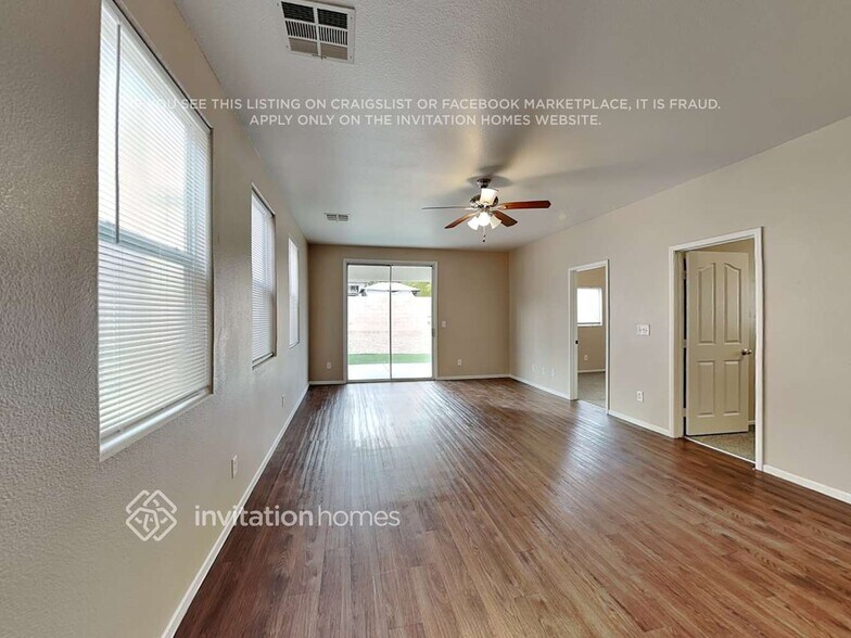 Building Photo - 11627 Andorra St