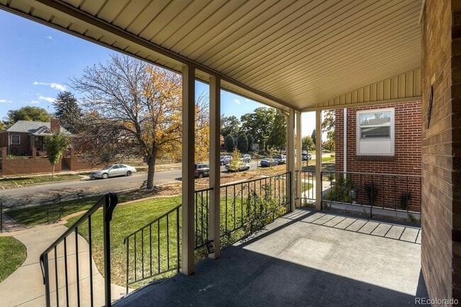 Building Photo - Beautiful Brick Bungalow near Denver Zoo and the Museum of Nature and Science!