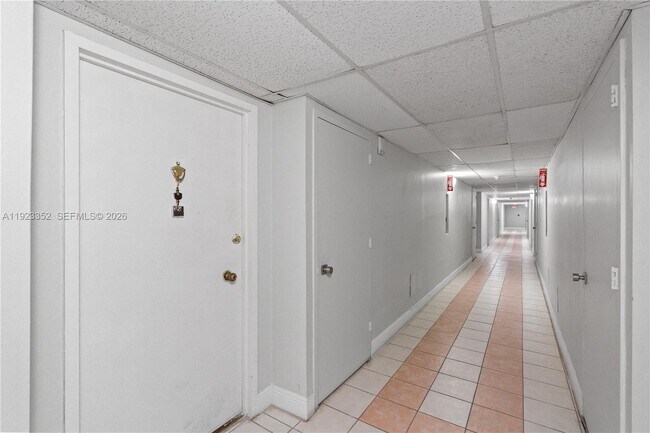 Building Photo - 7135 Collins Ave