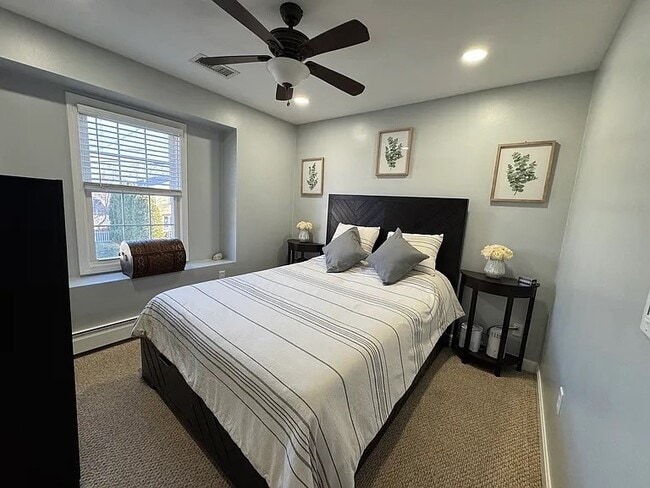 Building Photo - 83 Whiting St