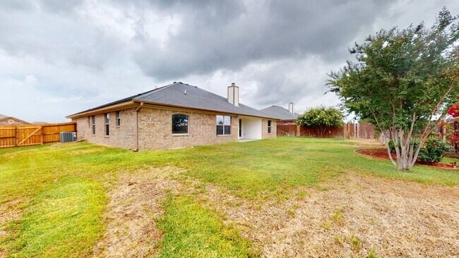 Building Photo - Unique opportunity to rent till June 30, 2...