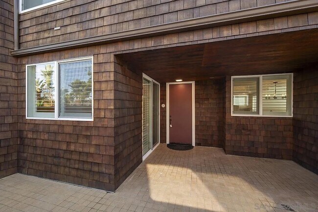 Building Photo - 325 S Sierra Ave