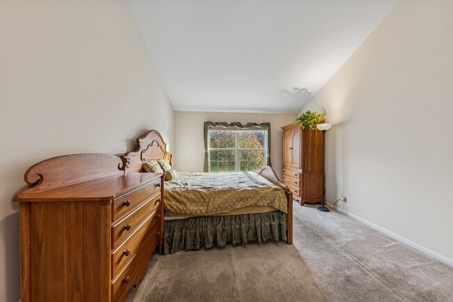 Building Photo - 36119 N New Bridge Ct