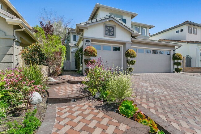 Building Photo - Gorgeous Large Furnished Home in the Gated Community of San Joaquin Hills!