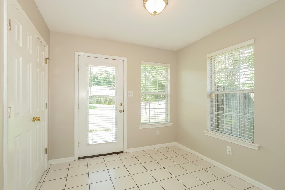 Building Photo - 5791 Pecan Trce