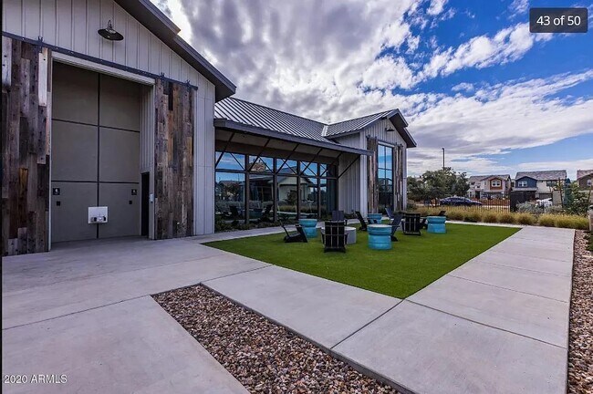 Building Photo - 1154 S Tumbleweed Ln