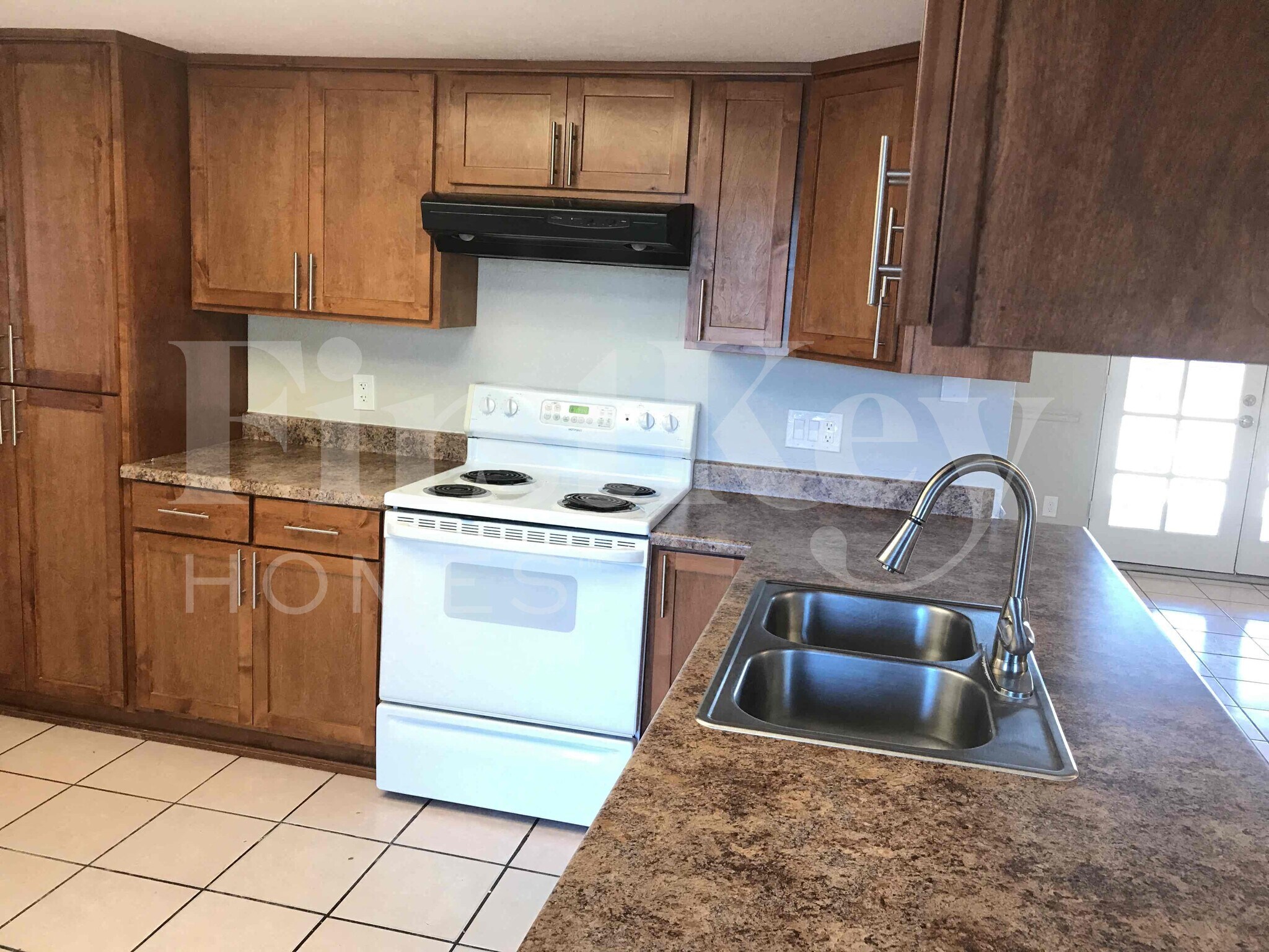 Building Photo - 7629 W Flower St