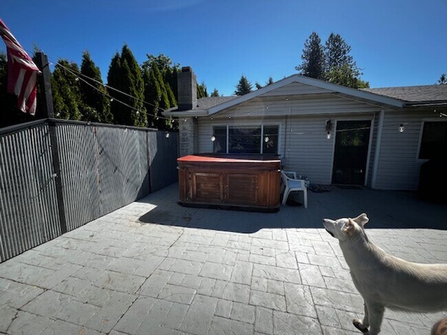 Building Photo - Home in CDA