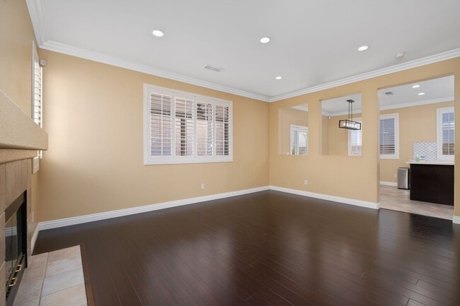 Building Photo - Charming 3-Bedroom | 2.5 BTH Home in Prime...