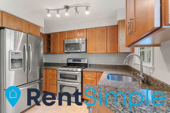 Building Photo - 3013 Colonial Springs Ct