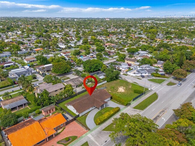 Building Photo - 9835 SW 56th St