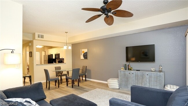 Building Photo - 1044 Woodshire Ln