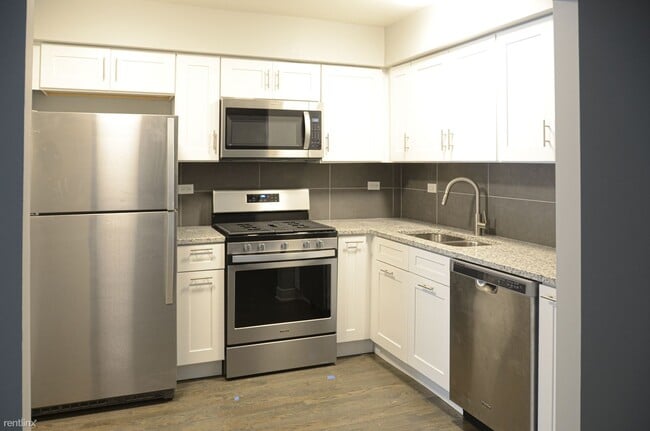 Building Photo - 1405 North Ave