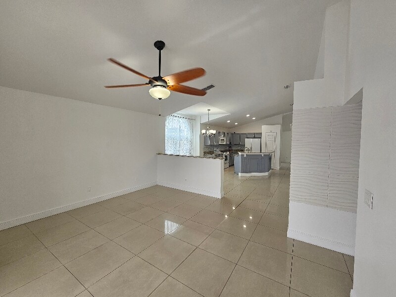 Building Photo - 12786 Maribou Cir