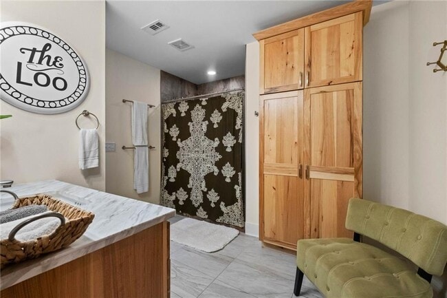 Building Photo - 10093 Oklahoma Dr