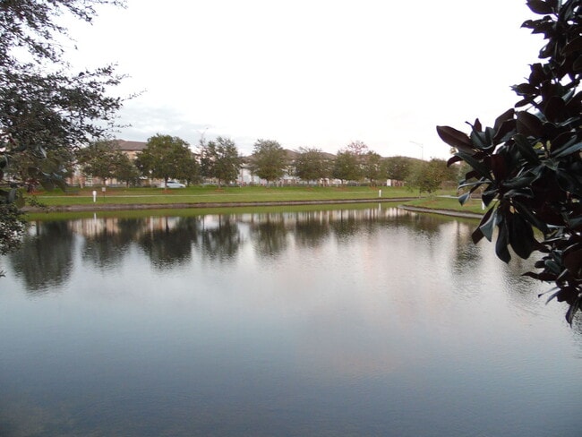 Building Photo - Very nice 3/2 at Southside and JTB