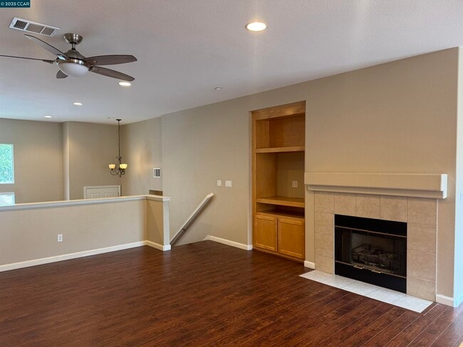 Building Photo - 2728 Ashwell Ln