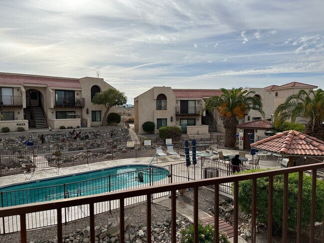 Building Photo - Winter 23/24 Furnished Rental - Nov-Dec-Jan