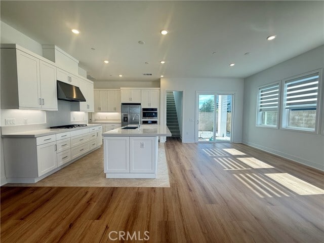 Building Photo - 301 Shoveler