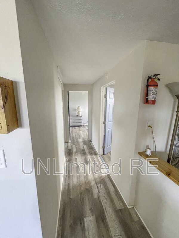 Building Photo - 69 Leupp Road