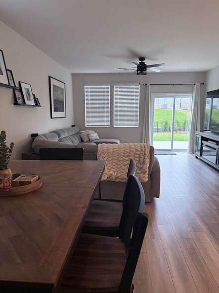 Building Photo - 773 Moray Ln