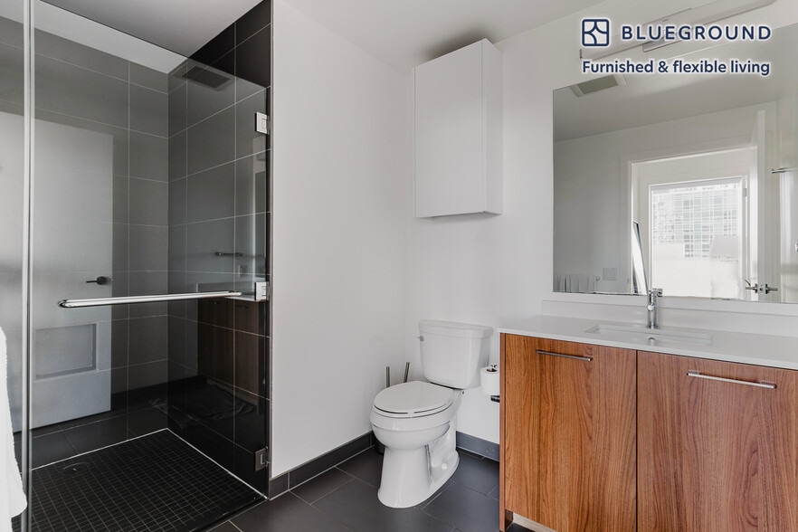 Building Photo - 399 Fremont St