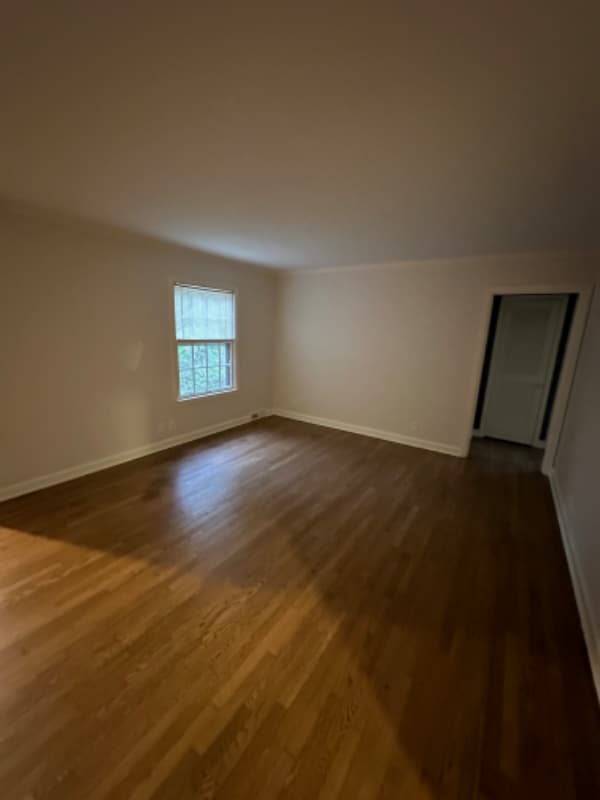 Building Photo - 6200 Parkview Ave