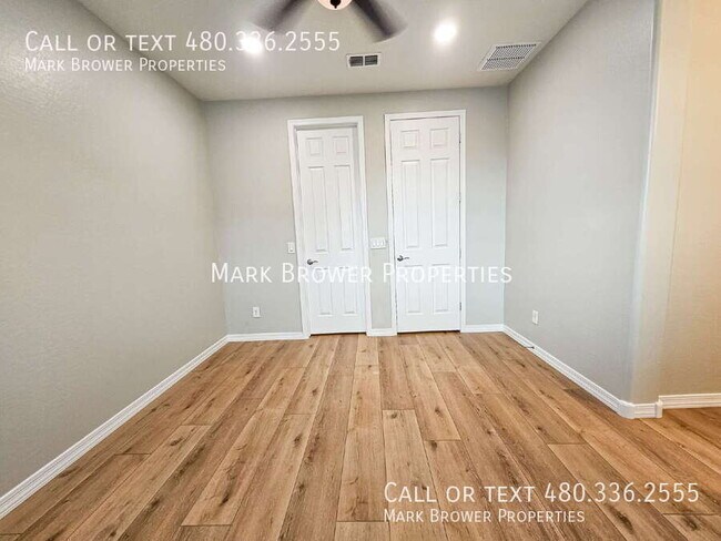 Building Photo - 3345 E Indigo St