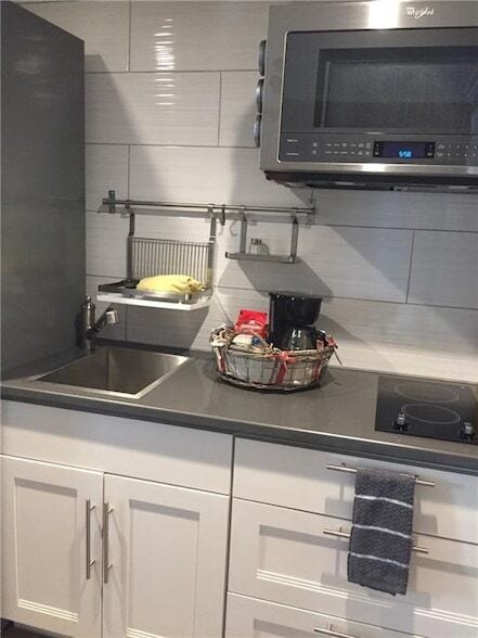 Building Photo - 1205 St Charles Ave