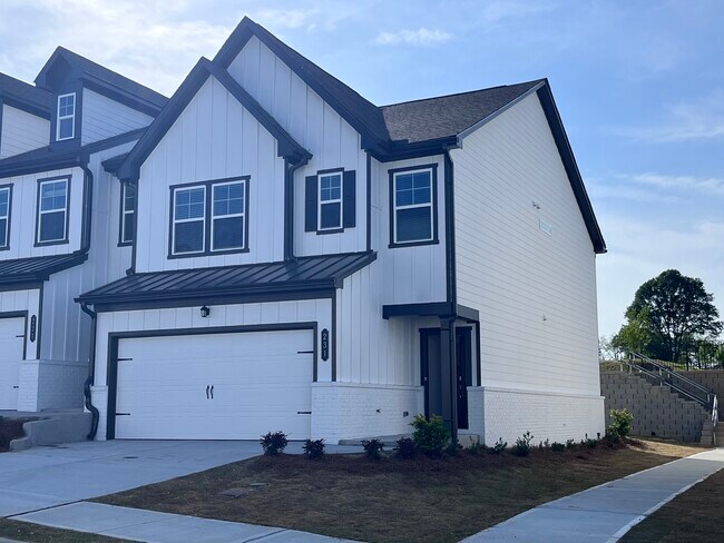 Building Photo - 231 Banner Rd
