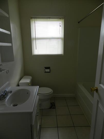 Building Photo - 6103 NW Dearborn Ave