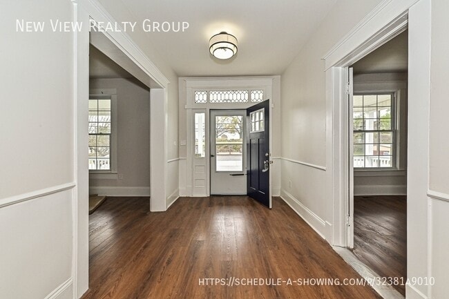 Building Photo - 1208 S Salisbury Ave