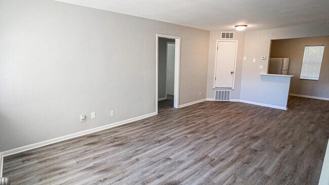 Building Photo - 8220 Troost Ave