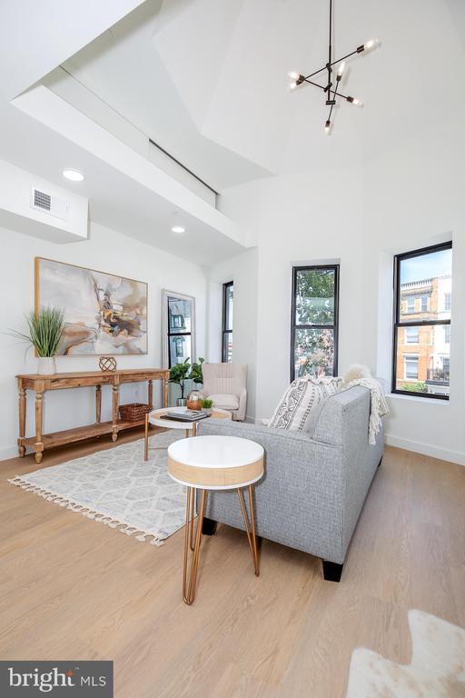 Building Photo - 304 Florida Ave NW