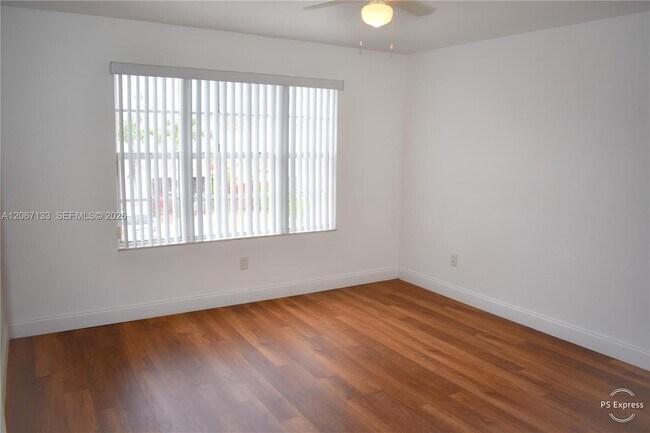 Building Photo - 11759 SW 117th Pl