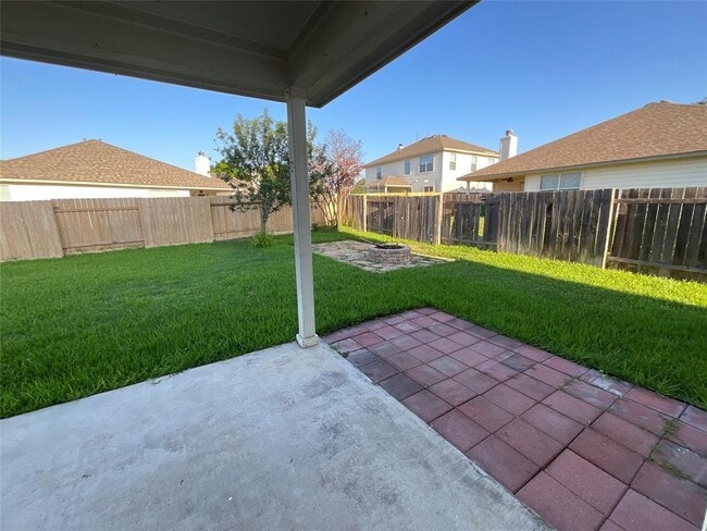 Building Photo - 4427 Meadowside Ln