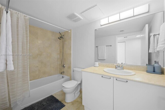 Building Photo - 16699 Collins Ave